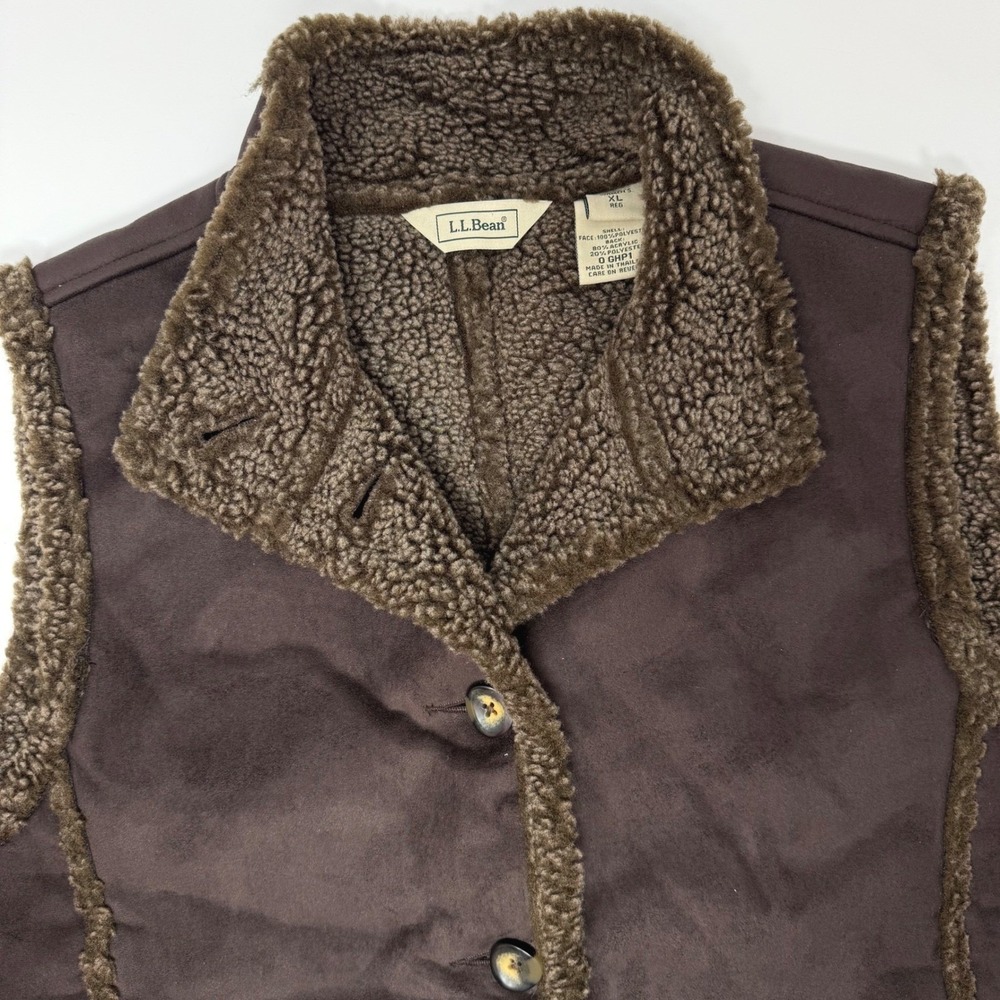 LL Bean Womens XL Brown Faux Suede Sherpa‎ Lined Button Front Vest